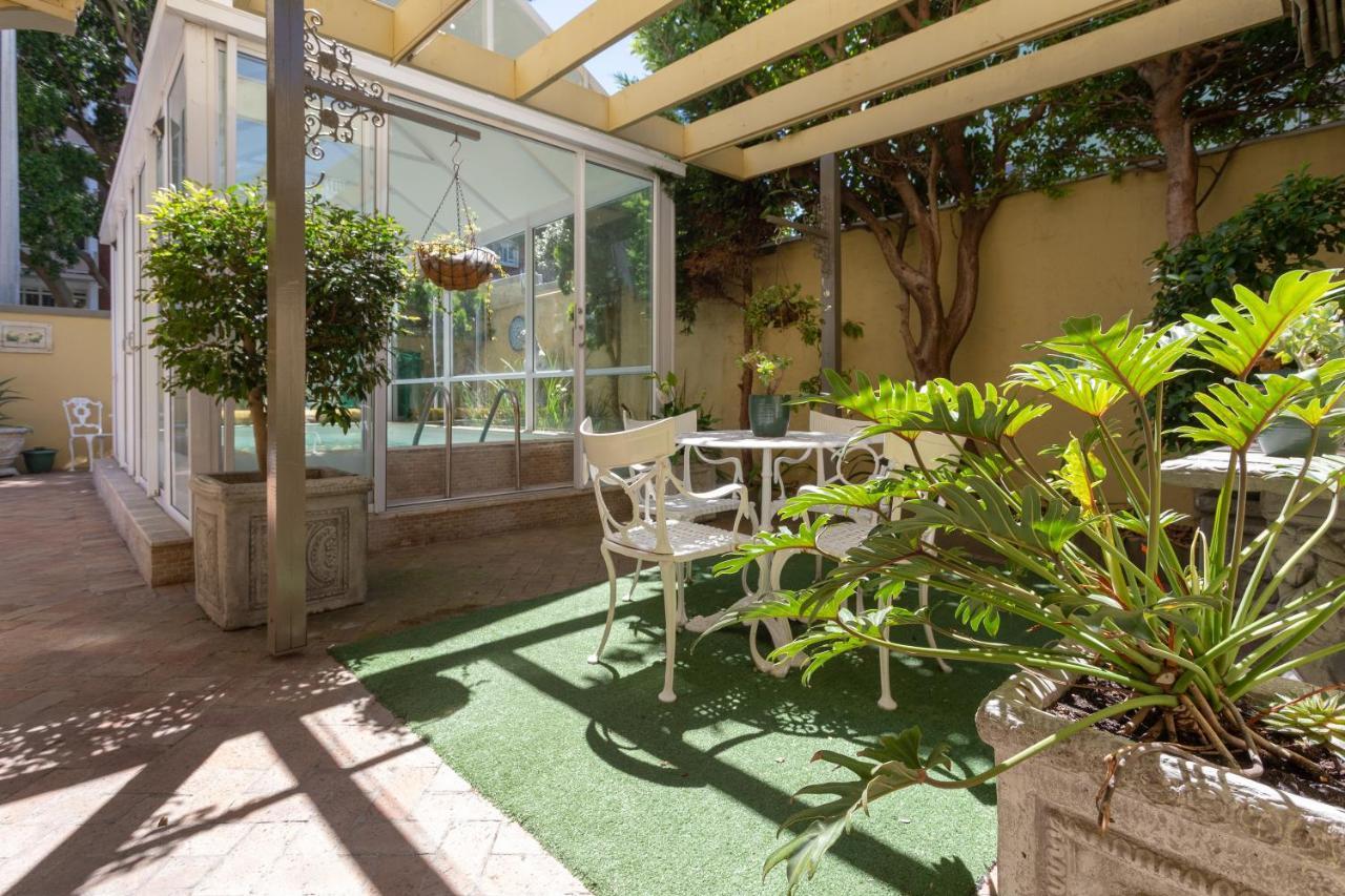 Cosy And Classy Sea Point Apartment كيب تاون المظهر الخارجي الصورة