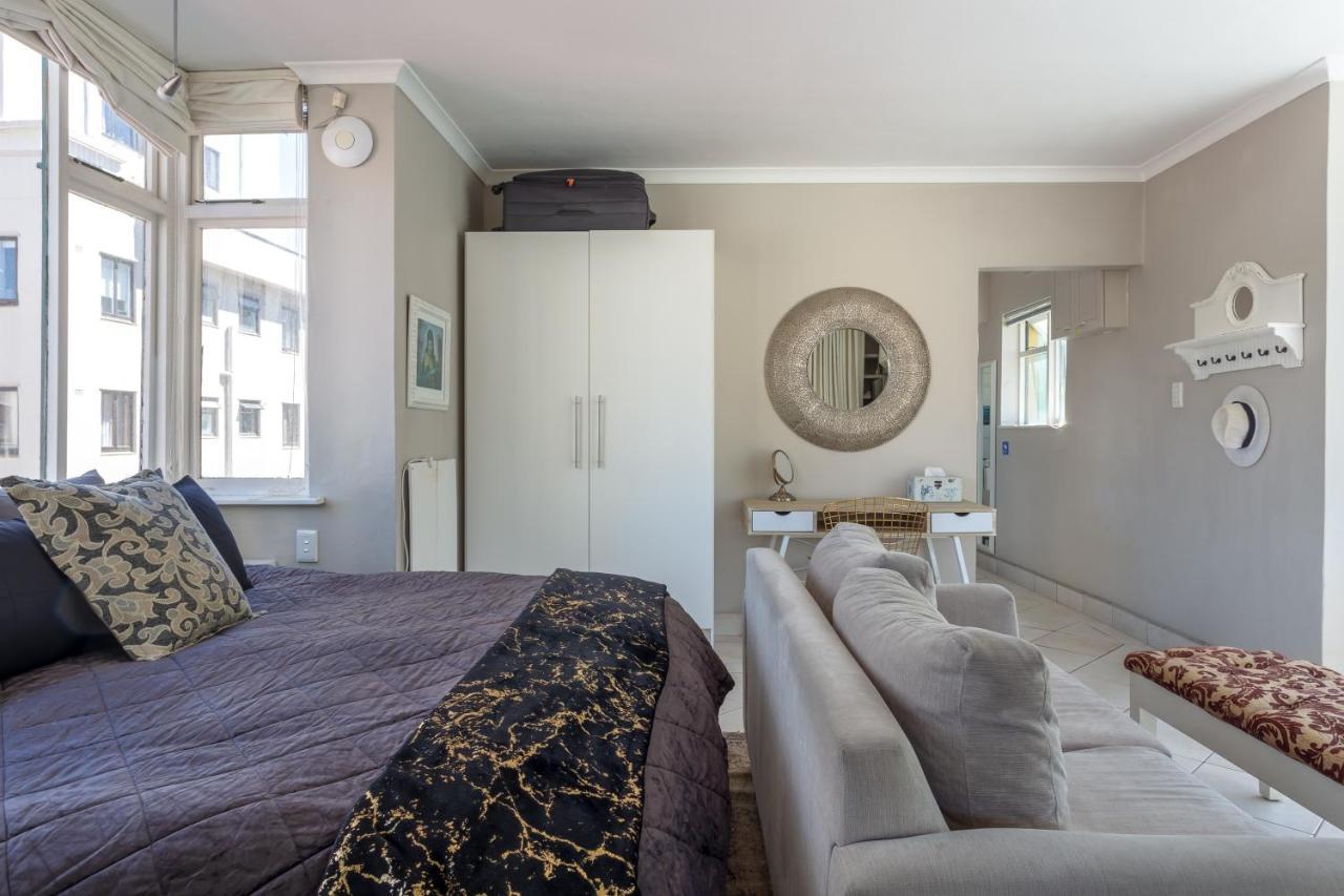 Cosy And Classy Sea Point Apartment كيب تاون المظهر الخارجي الصورة