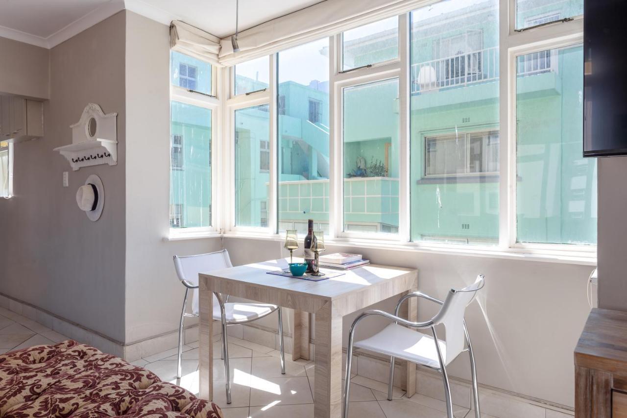 Cosy And Classy Sea Point Apartment كيب تاون المظهر الخارجي الصورة