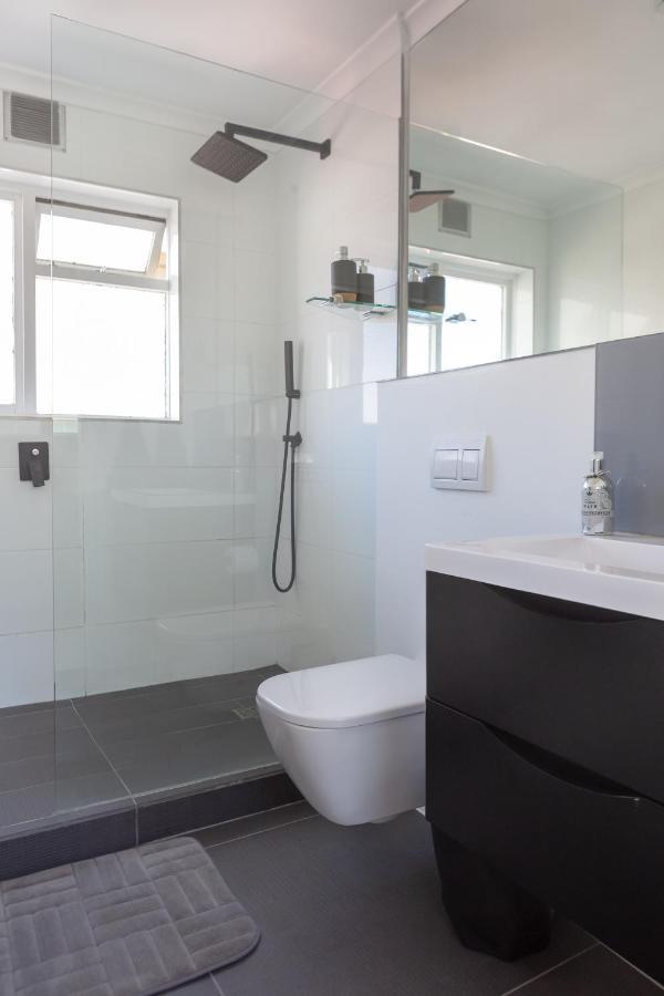 Cosy And Classy Sea Point Apartment كيب تاون المظهر الخارجي الصورة