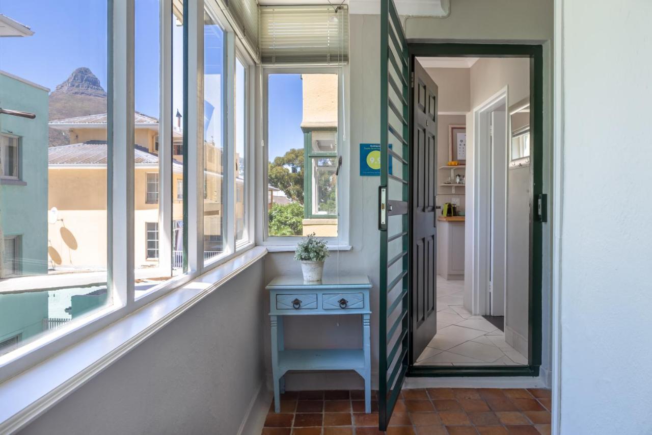 Cosy And Classy Sea Point Apartment كيب تاون المظهر الخارجي الصورة