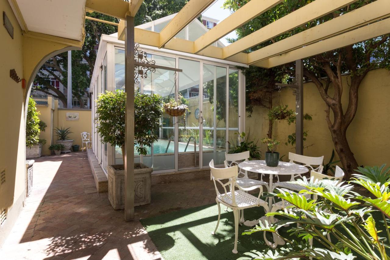 Cosy And Classy Sea Point Apartment كيب تاون المظهر الخارجي الصورة
