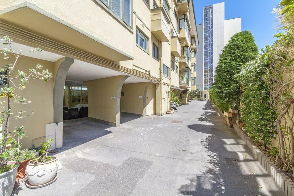 Cosy And Classy Sea Point Apartment كيب تاون المظهر الخارجي الصورة